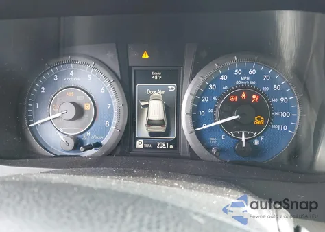 2015 Toyota Sienna Xle 8 Passenger z USA, uszkodzony, nr VIN 5TDYK3DC8FS537661